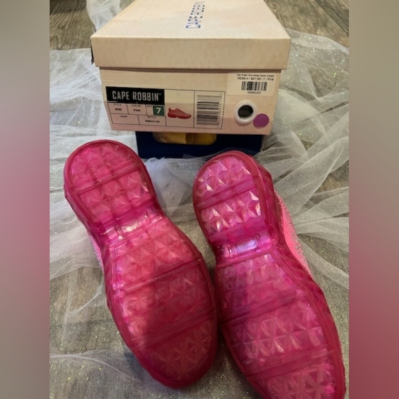 Pink - Cape Robbin Sneakers - Picture 2 of 3